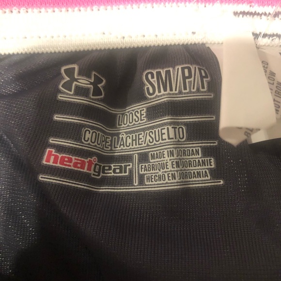 NWT Women’s Gray & Pink Under Armour Shorts—Size Small - Picture 3 of 5